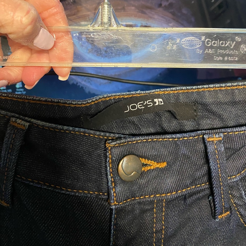 Joe’s jeans. Size 27” b